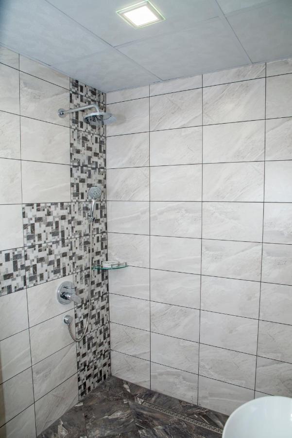 Stadium Apartments Veliko Tarnovo Luaran gambar